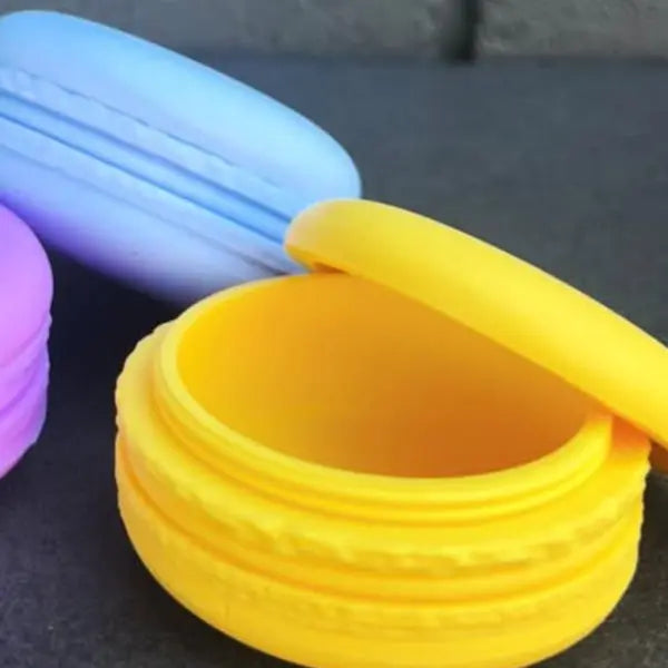 Odor-free cannabis storage container with airtight seal for freshness and discretion.