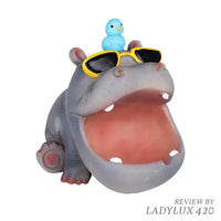Happenin' Hippo polyresin ashtray with fun cartoon design – ideal for smokers or gifting.