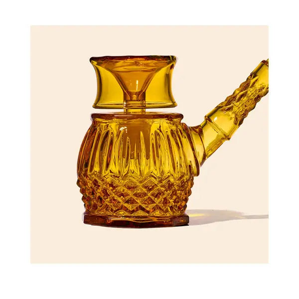 NWTN Home Highball Bubbler – Premium Glass Water Pipe for Smooth Smoking - honeycomb close